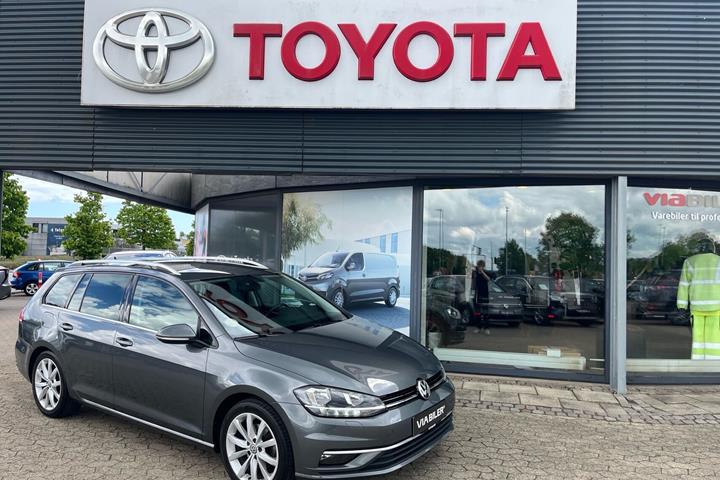 undefined VW Golf fra 2019 set udefra