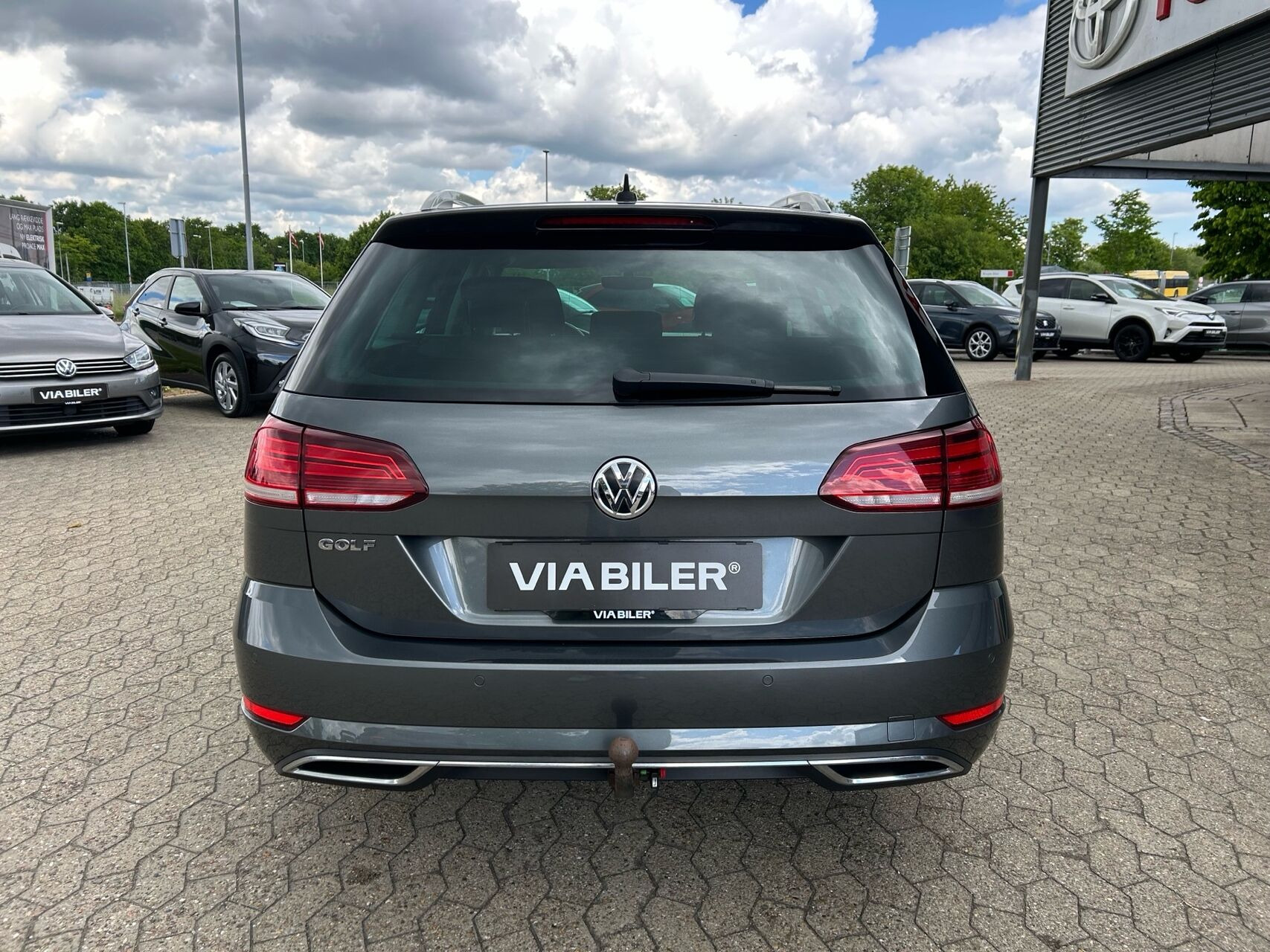 undefined VW Golf fra 2019 set udefra