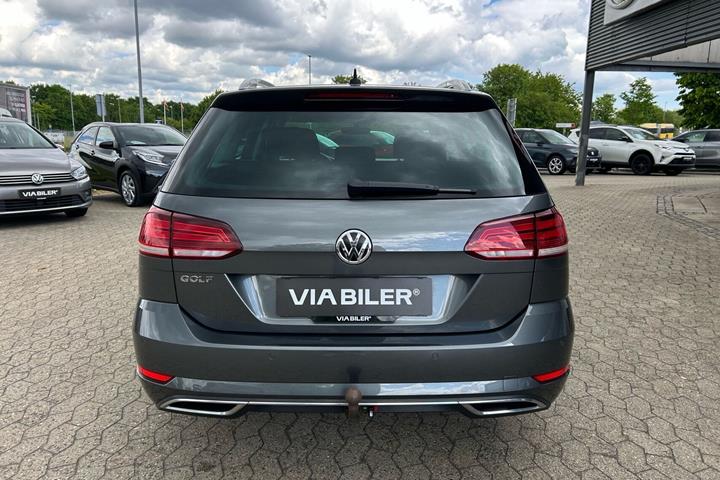 undefined VW Golf fra 2019 set udefra