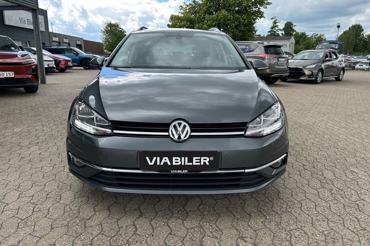 undefined VW Golf fra 2019 set udefra