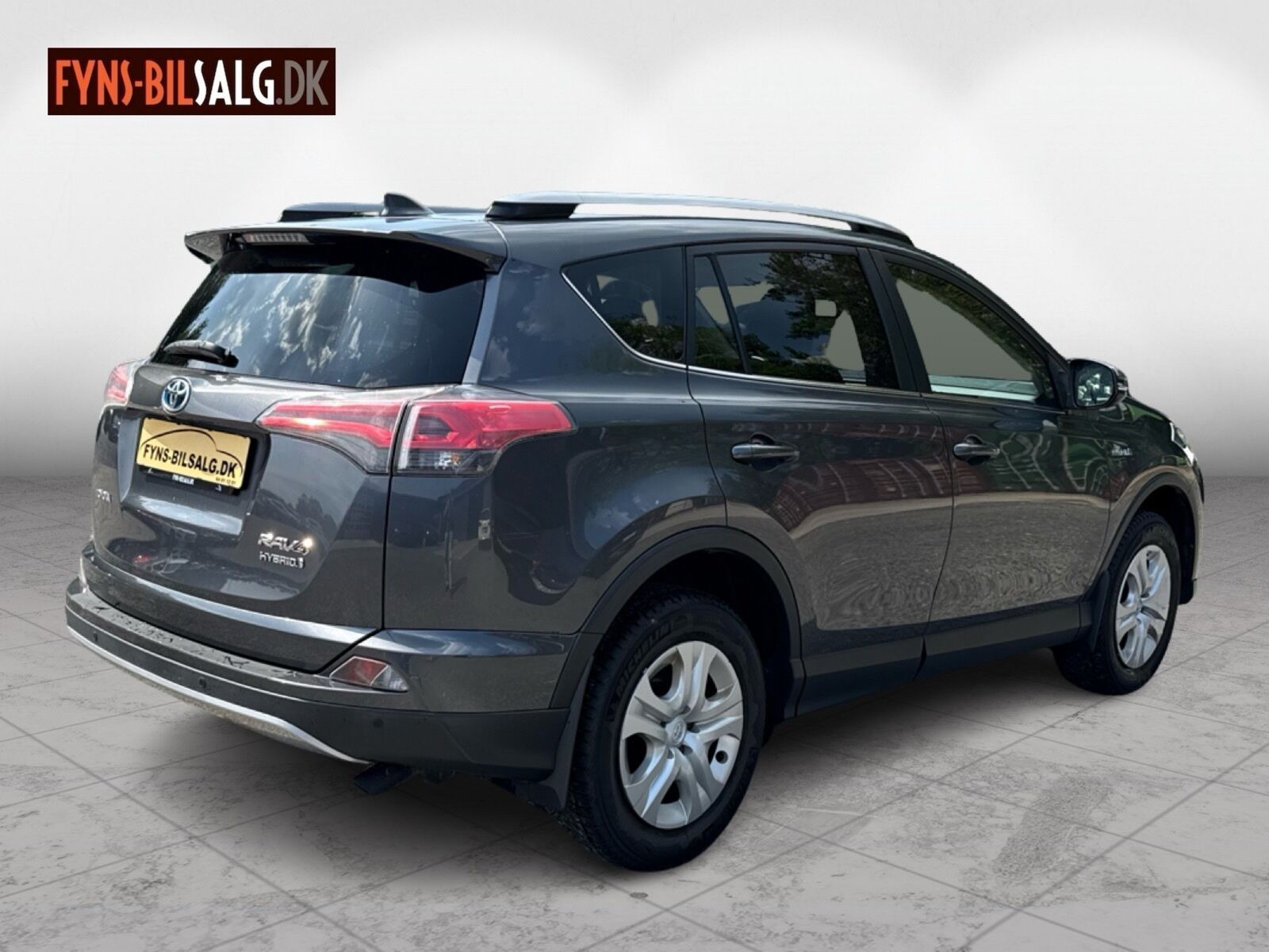 Sort Toyota RAV4 fra 2016