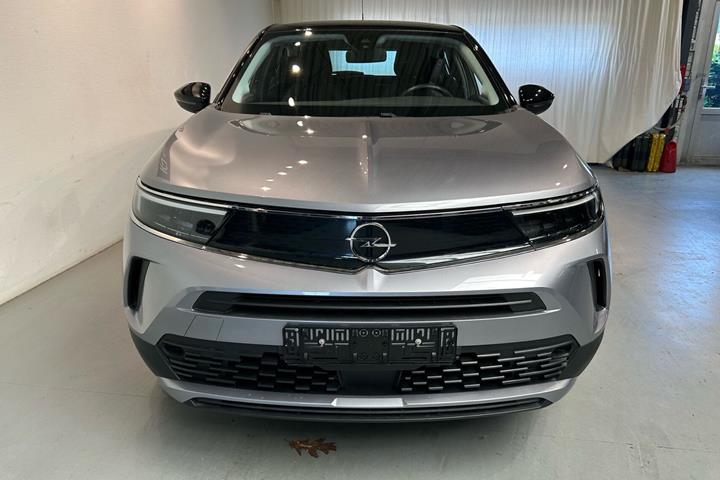 Grå Opel Mokka fra 2023