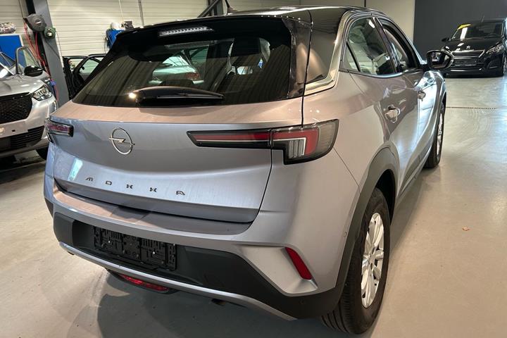 Grå Opel Mokka fra 2023