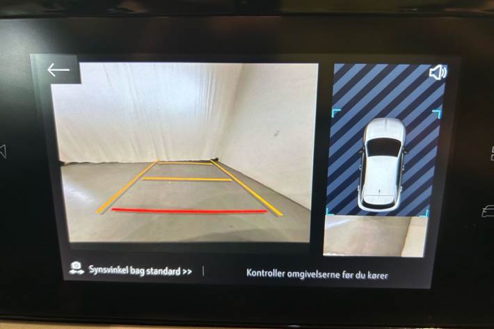 Grå Opel Mokka fra 2023