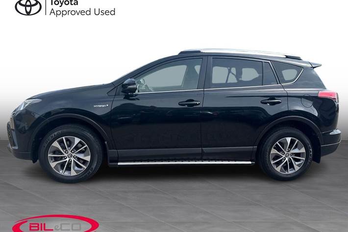 Sort Toyota RAV4 fra 2019