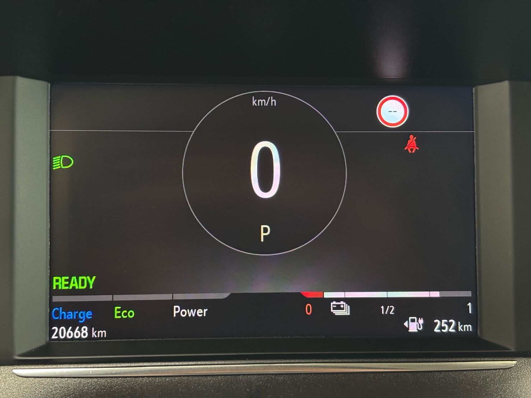 Sølv Opel Corsa-e fra 2023
