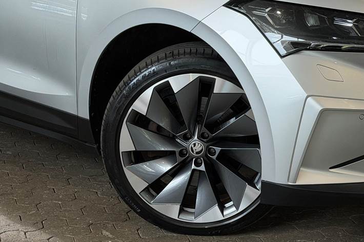 Sølv Skoda Enyaq fra 2022