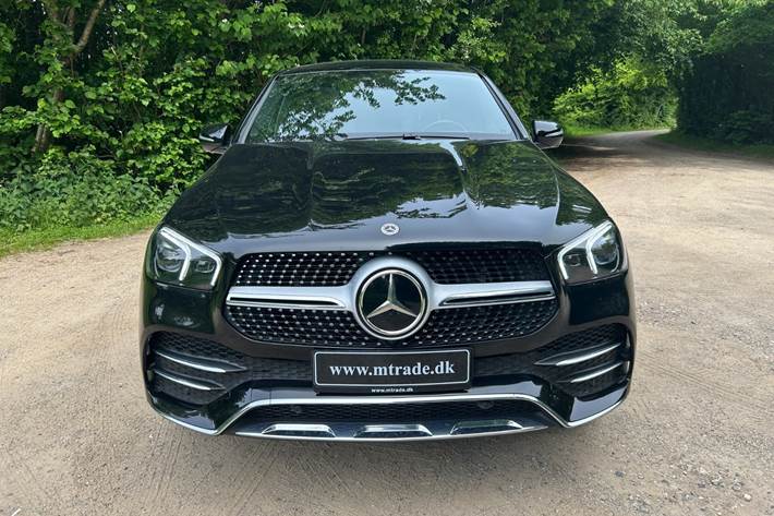 Sort Mercedes GLE350 de fra 2023
