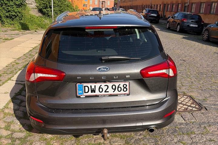 Grå Ford Focus fra 2020