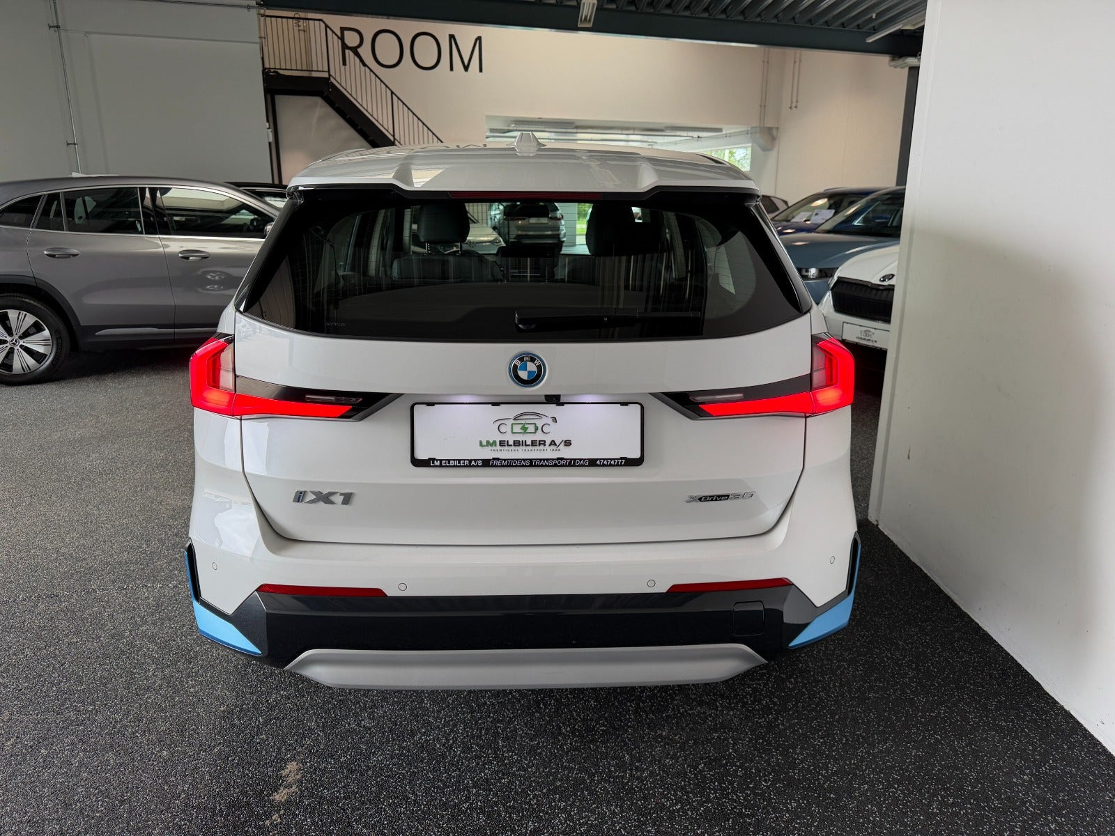 Hvid BMW iX1 fra 2024