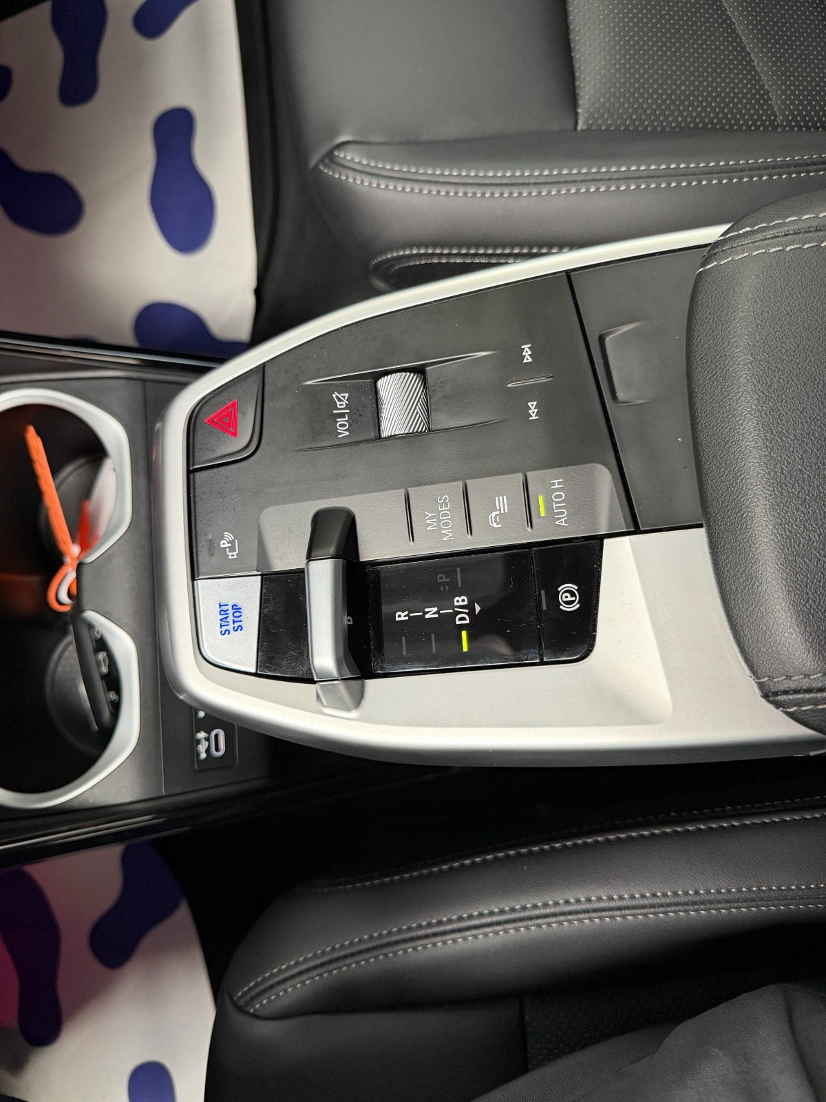 Hvid BMW iX1 fra 2024