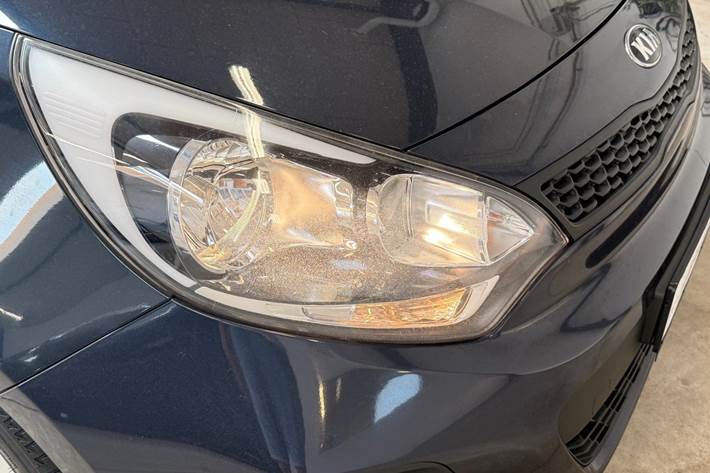 Sort Kia Rio fra 2015