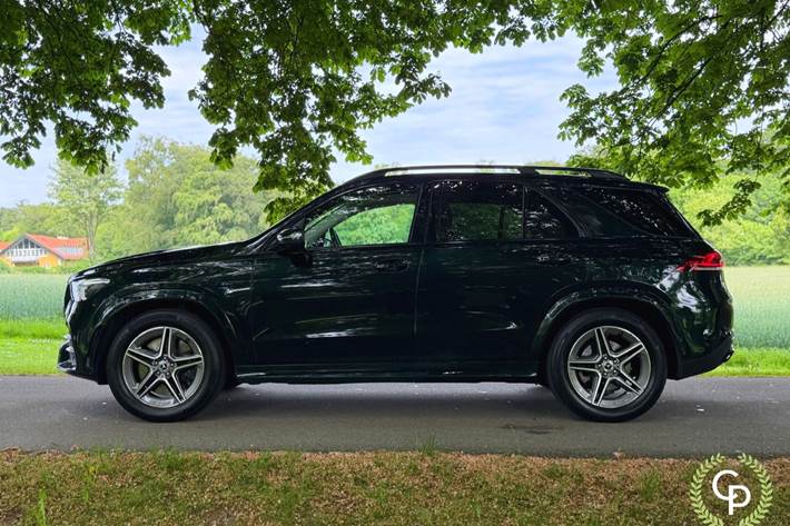 Grøn Mercedes GLE350 de fra 2021