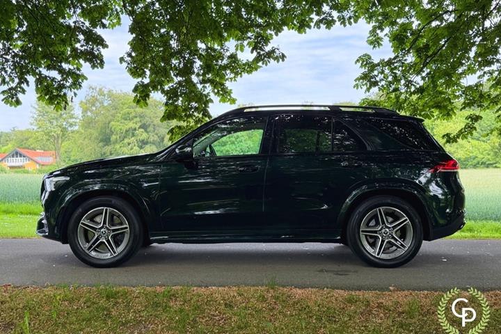 Grøn Mercedes GLE350 de fra 2021
