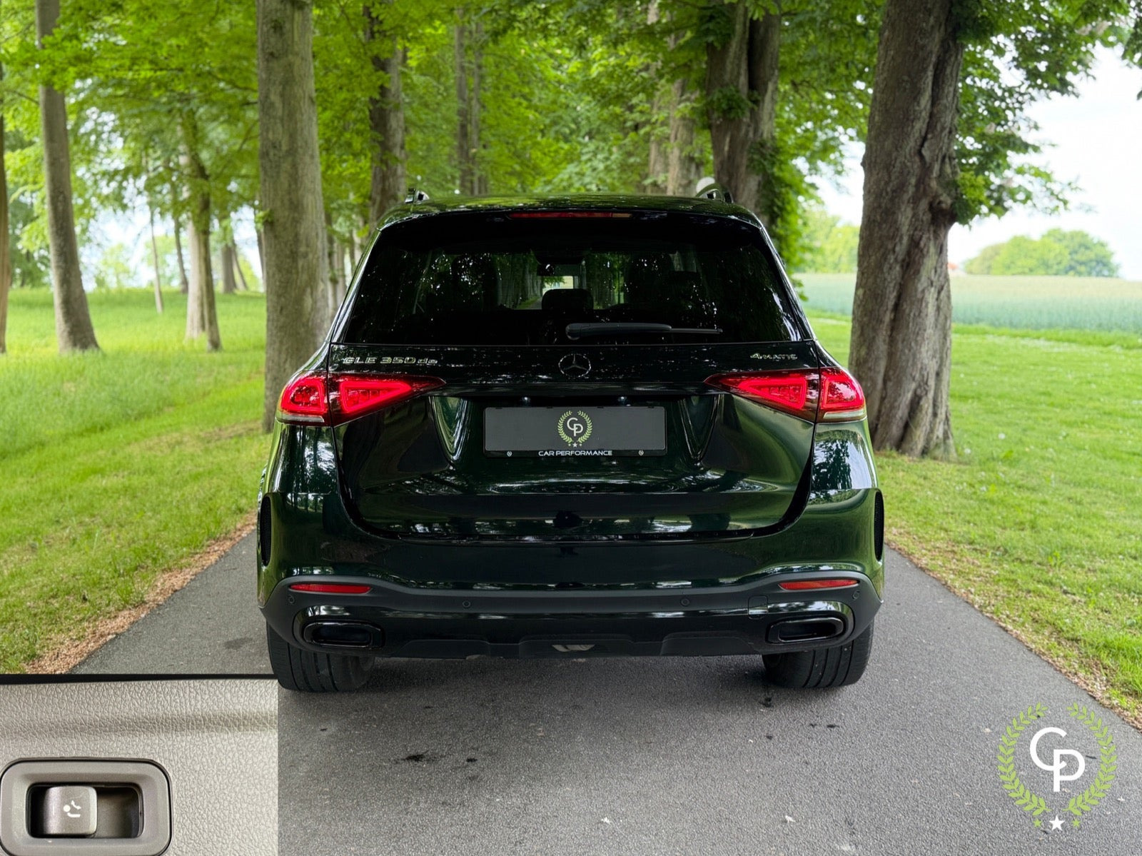 Grøn Mercedes GLE350 de fra 2021
