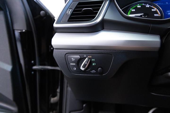 Sort Audi Q5 fra 2023