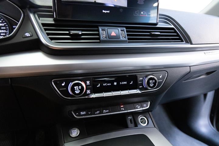Sort Audi Q5 fra 2023