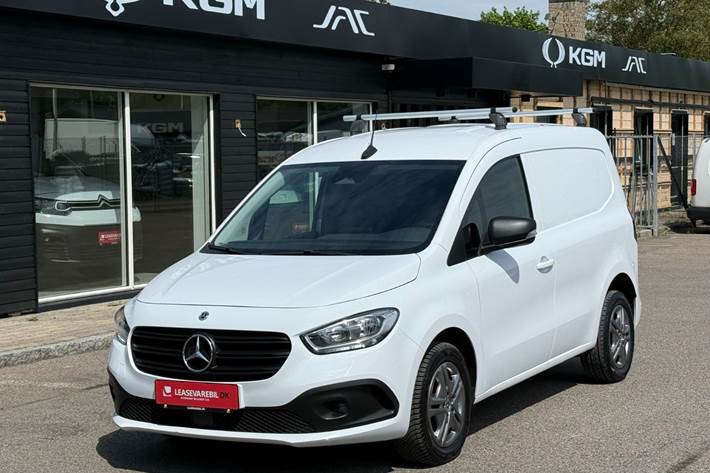 Hvid Mercedes Citan 110 fra 2022