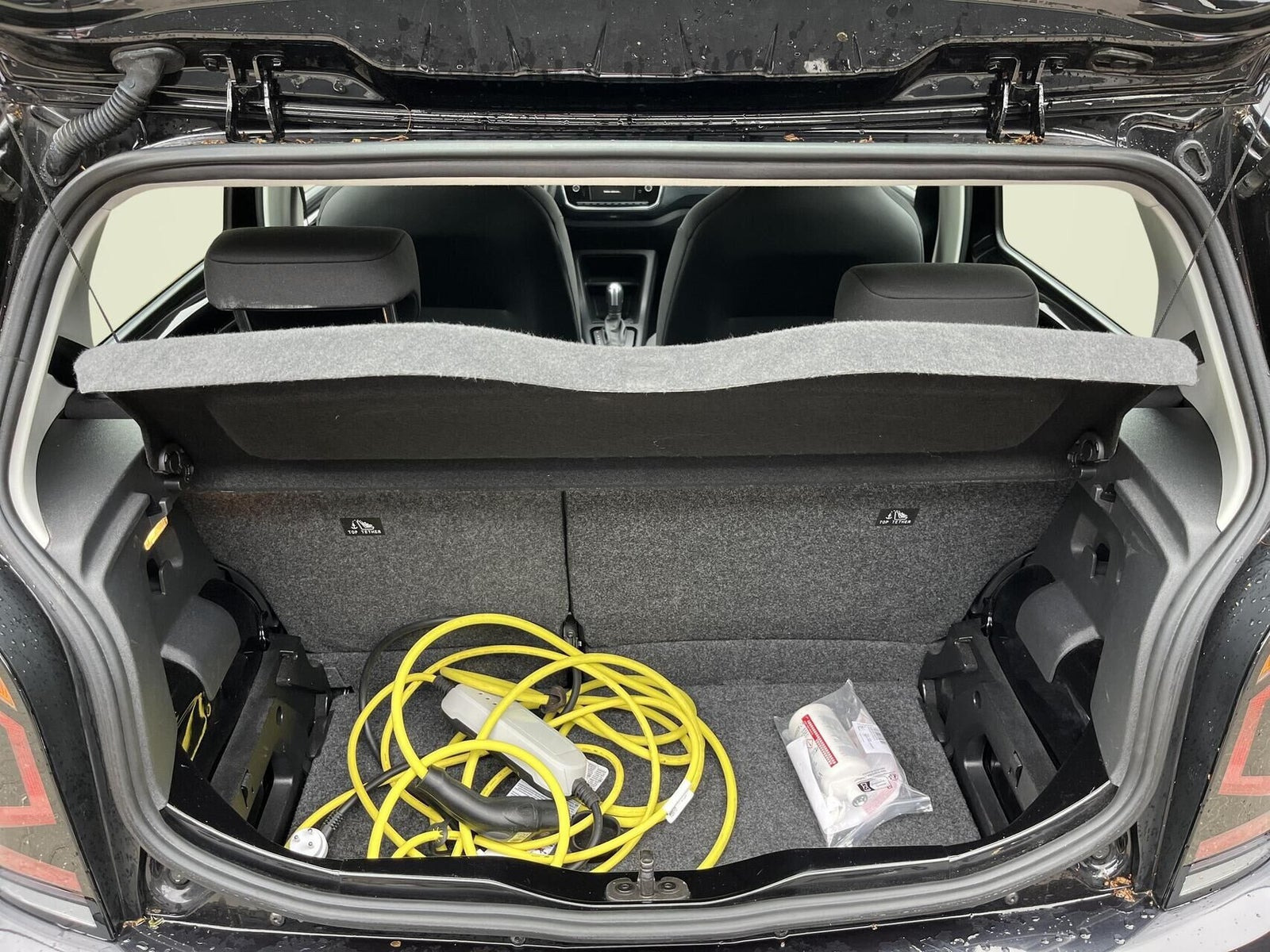Sort VW E-UP! fra 2021