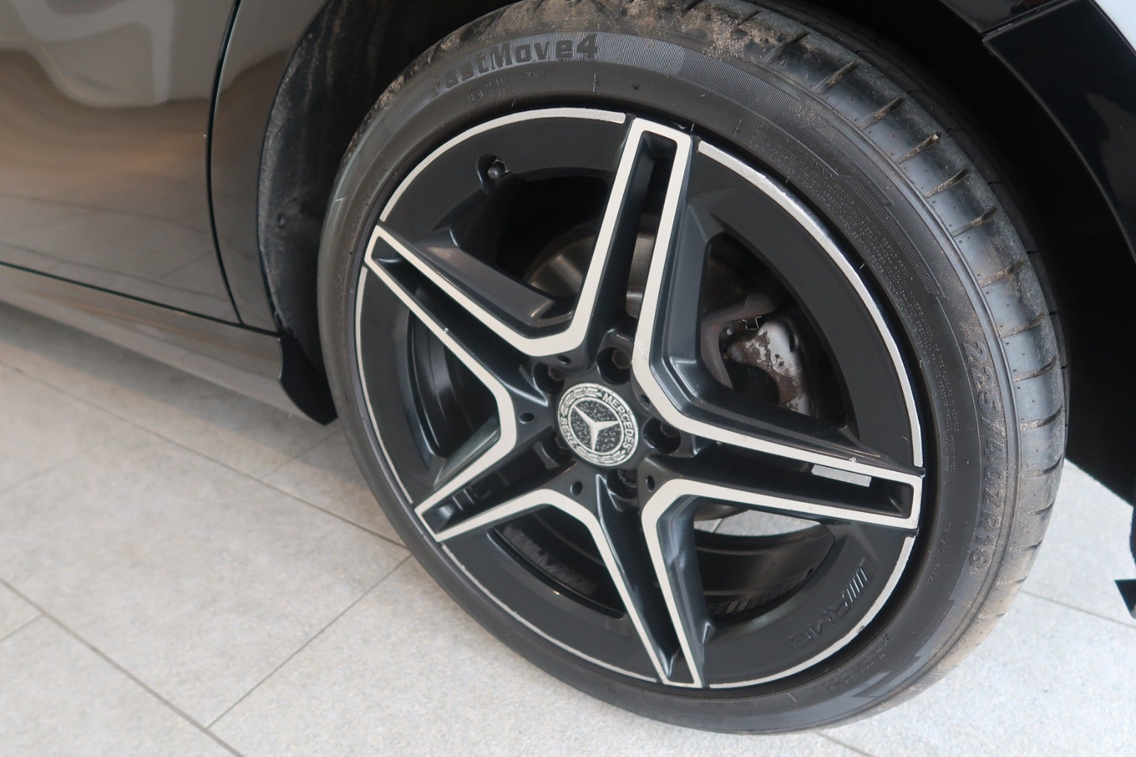 Sort Mercedes A180 d fra 2017