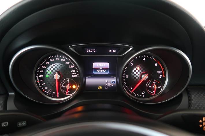 Sort Mercedes A180 d fra 2017