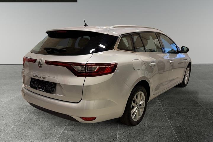 Sølv Renault Megane IV fra 2017