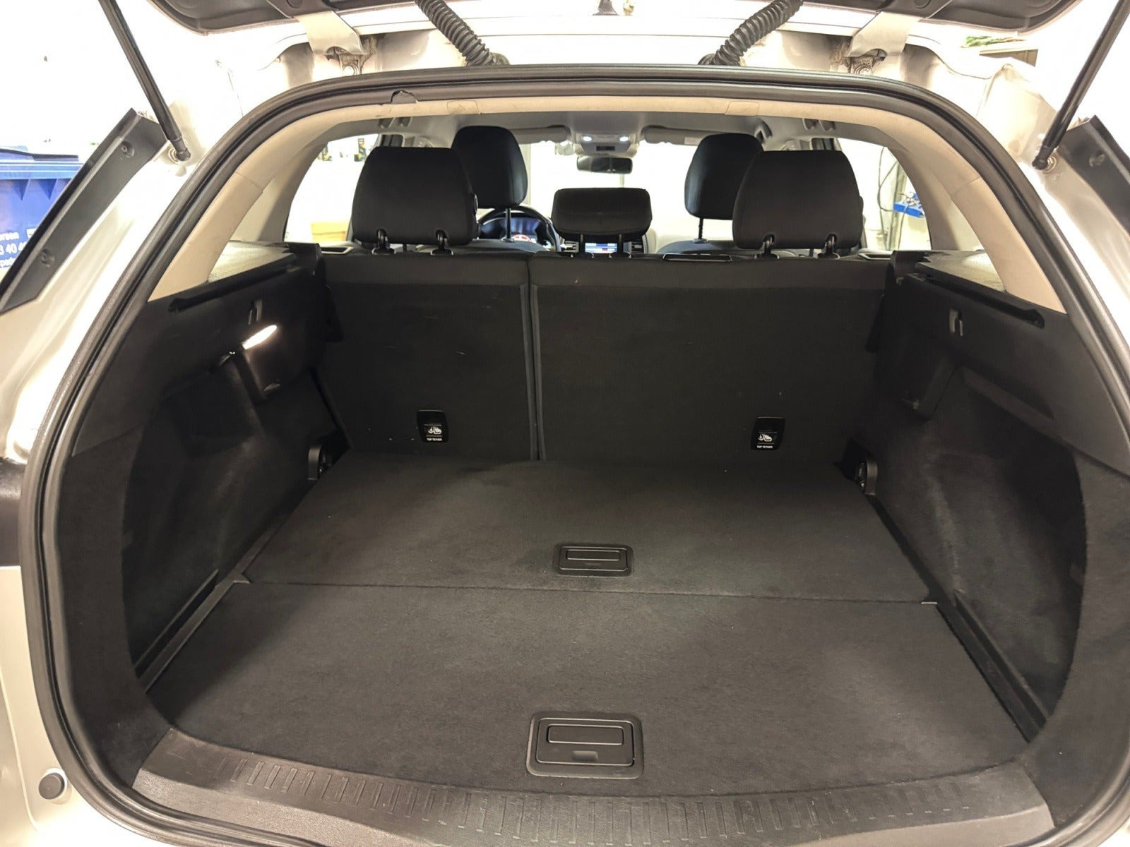 Sølv Renault Megane IV fra 2017