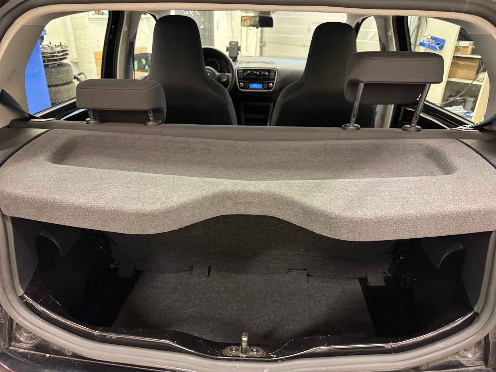 Sort VW UP! fra 2014