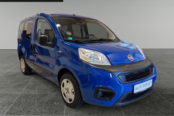 Blå Fiat Qubo fra 2016