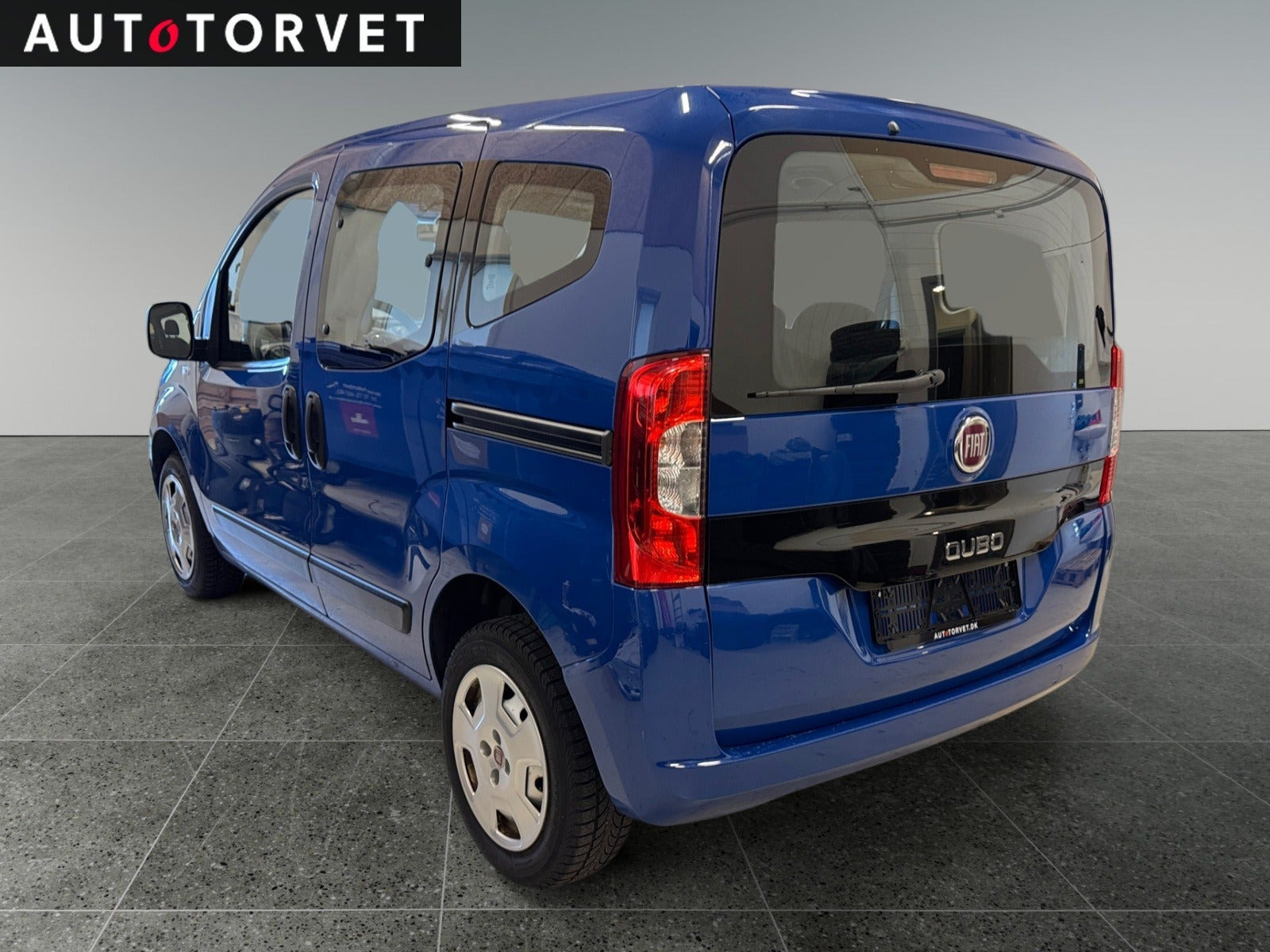 Blå Fiat Qubo fra 2016