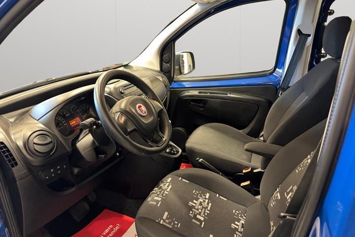 Blå Fiat Qubo fra 2016