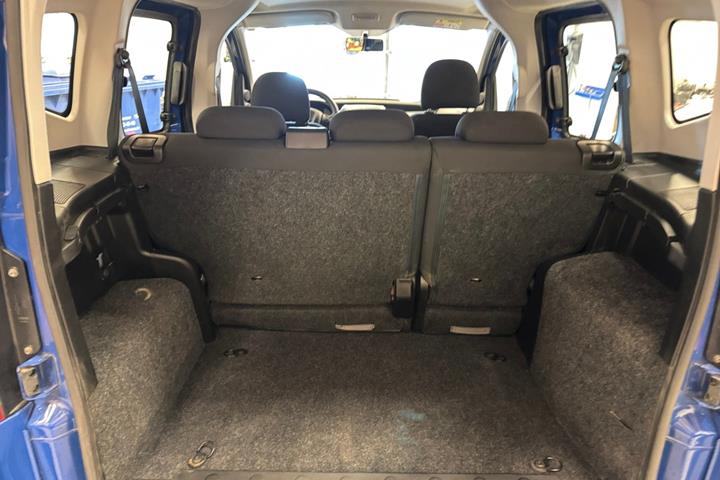 Blå Fiat Qubo fra 2016