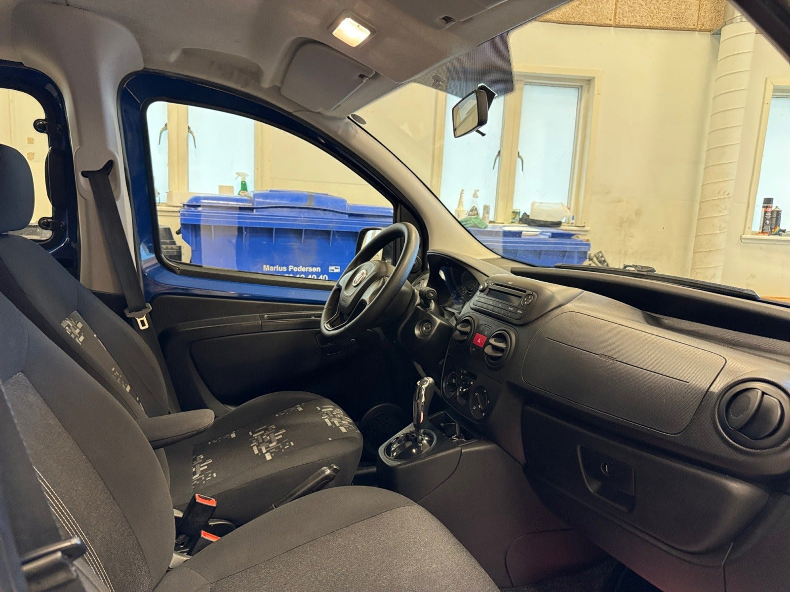 Blå Fiat Qubo fra 2016
