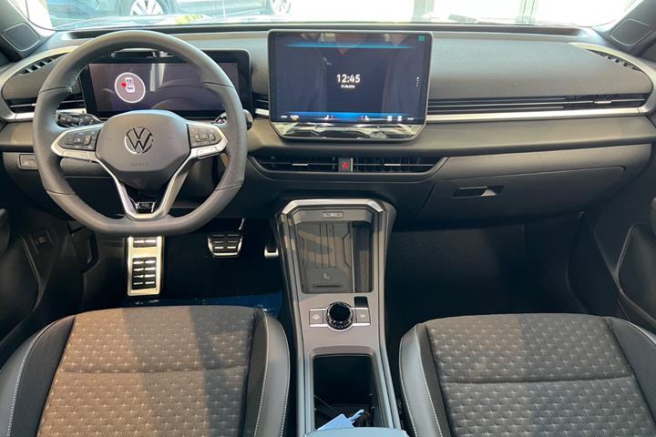 Sort VW T-Roc fra 2026
