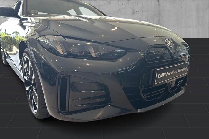 Sort BMW i4 fra 2026