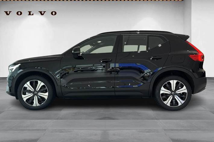 Sort Volvo EX40 fra 2026
