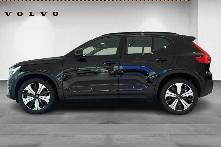 Sort Volvo EX40 fra 2026