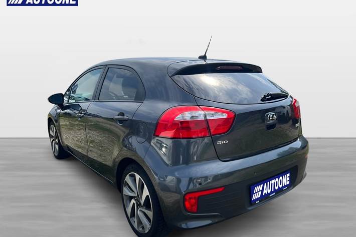 Sort Kia Rio fra 2016