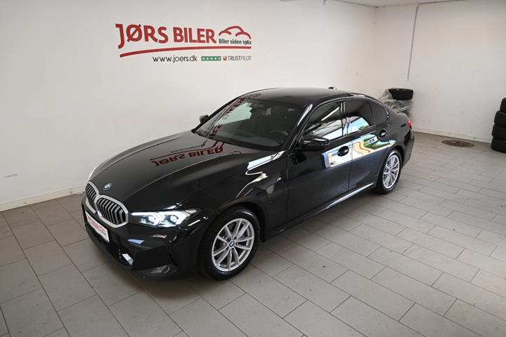Sort BMW 320e fra 2024