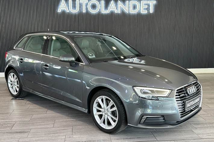 Grå Audi A3 fra 2018