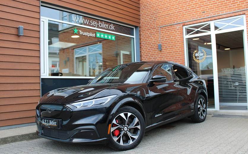Ford Mustang Mach-E 88 Extended Range AWD