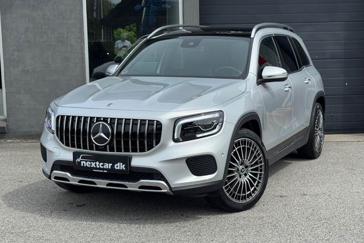 Sølv Mercedes GLB220 d fra 2022