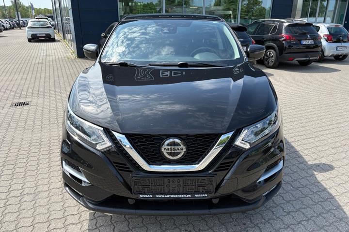 Sort Nissan Qashqai fra 2020