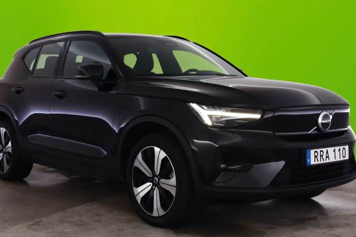 Sort Volvo XC40 fra 2023