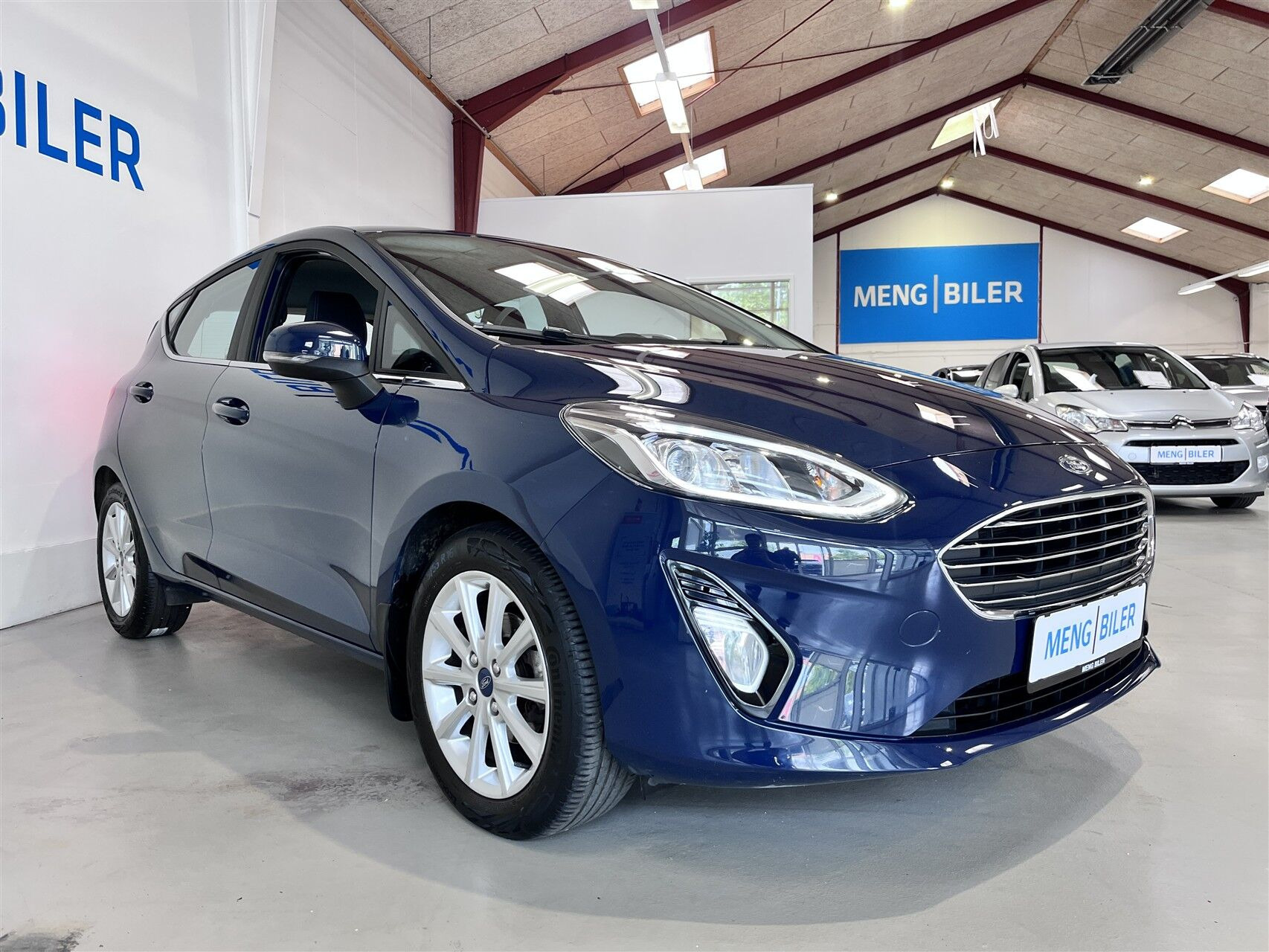 Blå Ford Fiesta fra 2020