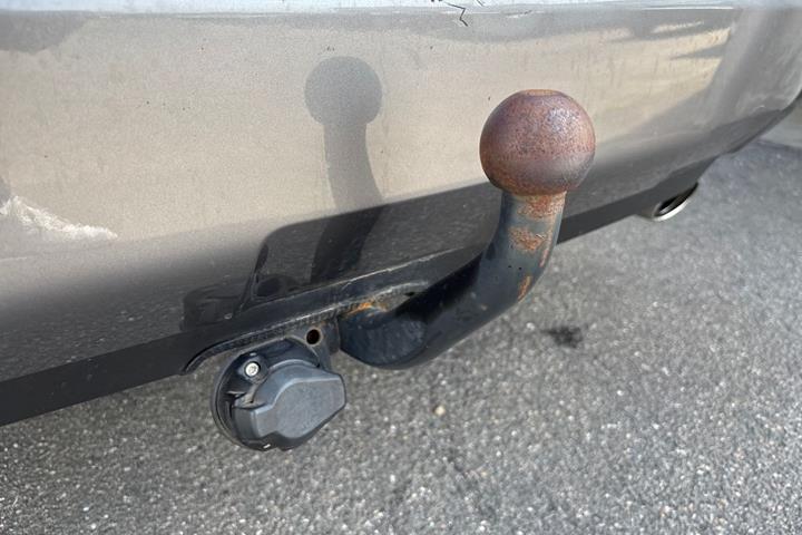 Sort Toyota RAV4 fra 2021