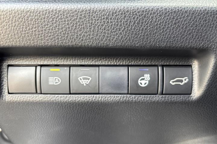 Sort Toyota RAV4 fra 2021
