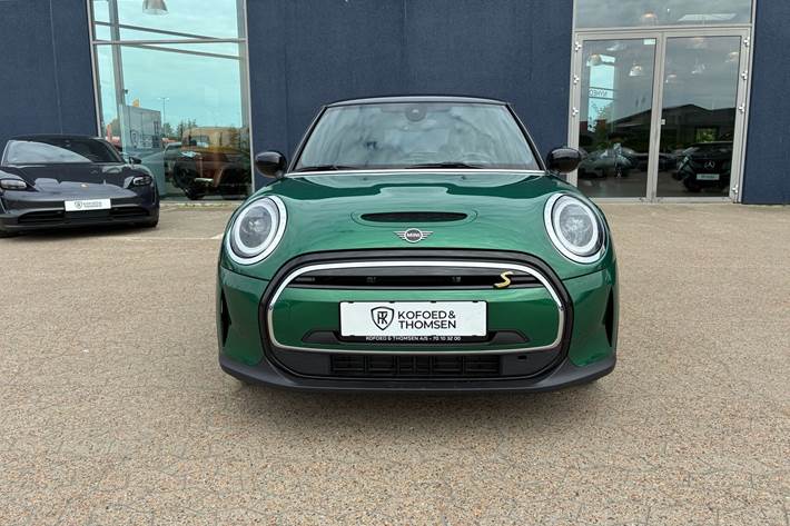 Grøn Mini Cooper fra 2023