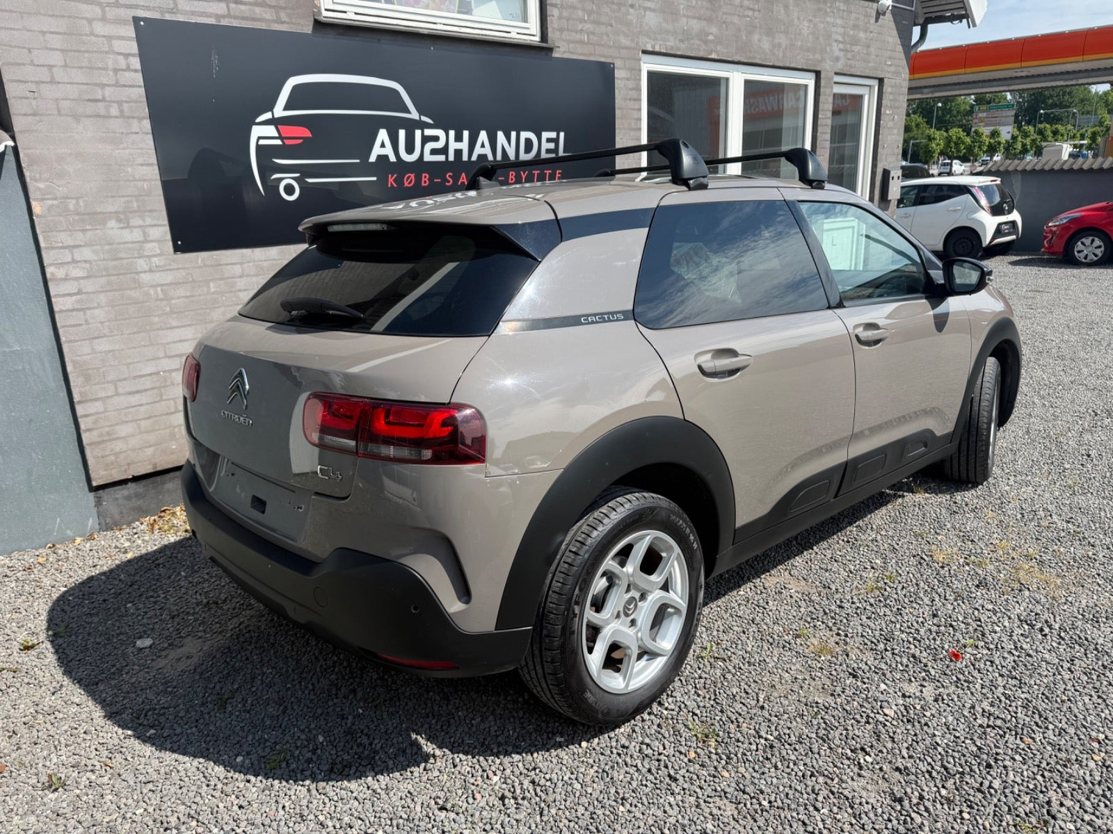 Beige Citroën C4 Cactus fra 2018