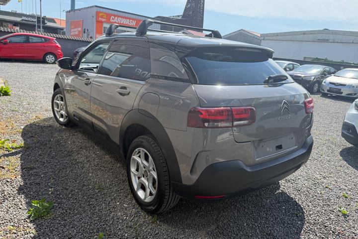 Beige Citroën C4 Cactus fra 2018